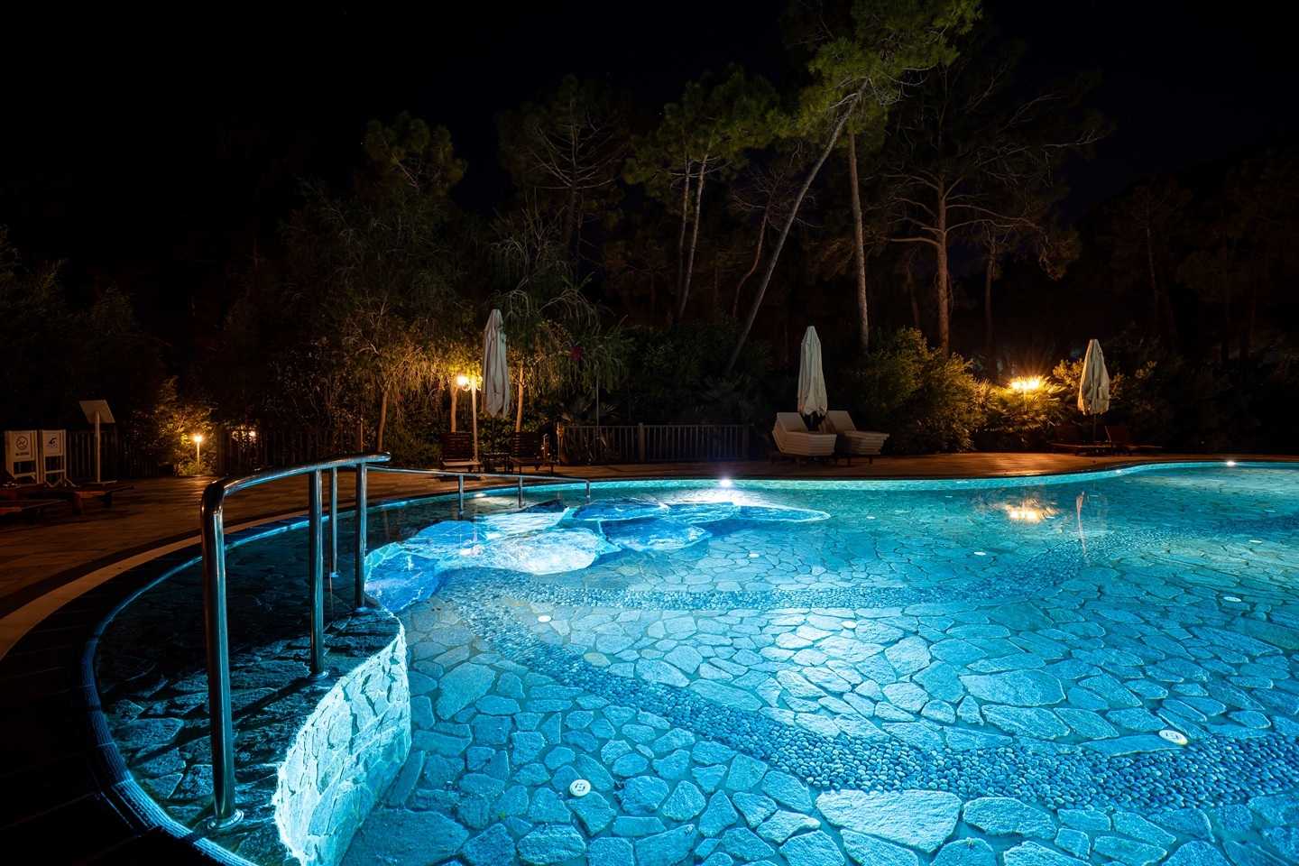 Pool Light Replacement & Repair in Columbus, Ohio